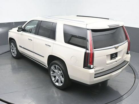 Used 2015 Cadillac Escalade Premium AWD/4WD image 41
