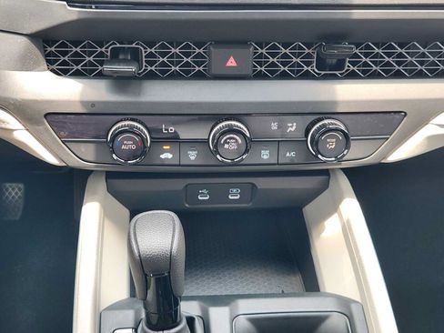 Used 2025 Honda Accord LX image 18