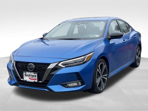 Used 2022 Nissan Sentra SR FWD image 2