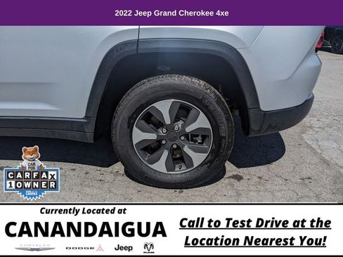 Used 2022 Jeep Grand Cherokee Limited 4xe w/ Luxury Tech Group II AWD/4WD image 12