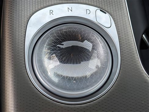 Used 2023 Genesis GV60 Performance image 21