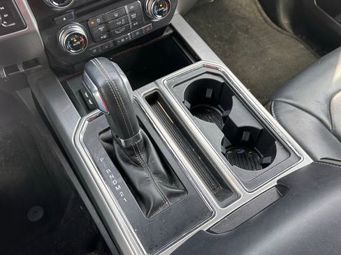 Used 2017 Ford F150 Platinum image 28