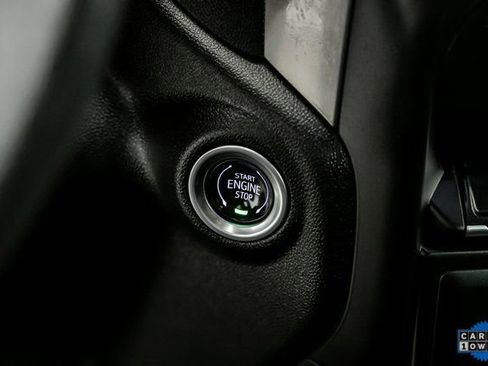 Certified 2025 GMC Sierra 1500 Pro w/ Pro Value Package image 18