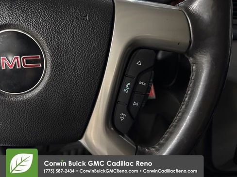 Used 2011 GMC Sierra 1500 SLT w/ SLT Convenience Package AWD/4WD image 25