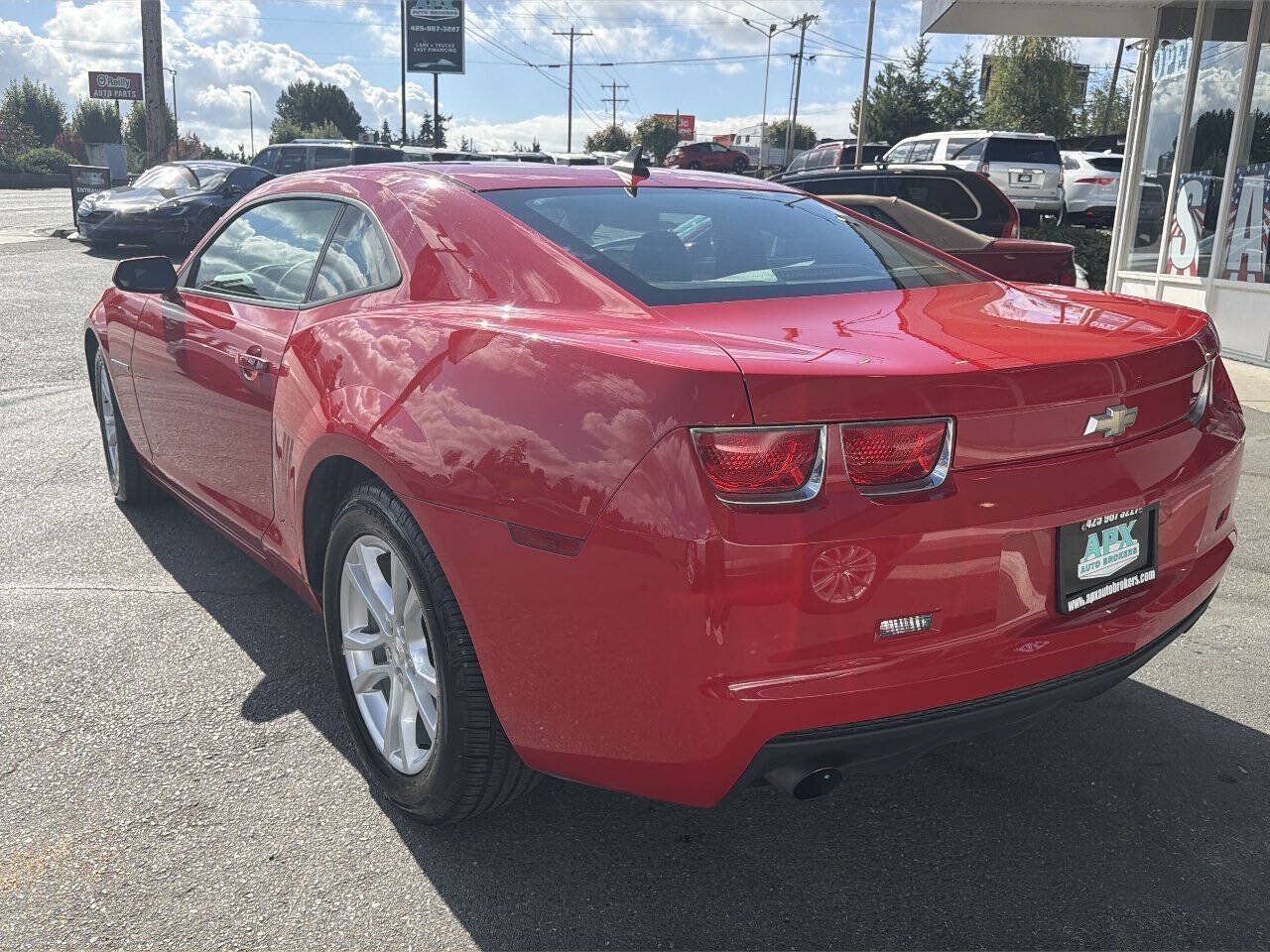 Used 2011 Chevrolet Camaro LS RWD image 4