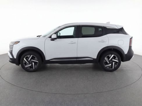 Used 2025 Nissan Kicks SV image 5