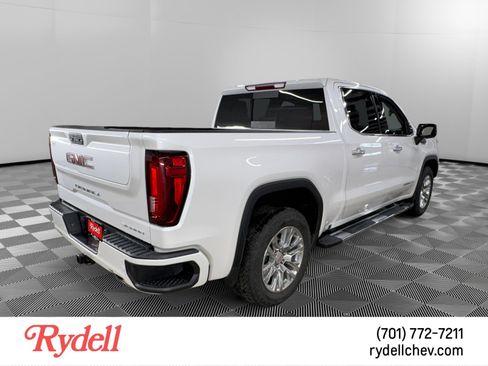 Used 2021 GMC Sierra 1500 Denali w/ Driver Alert Package II AWD/4WD image 5