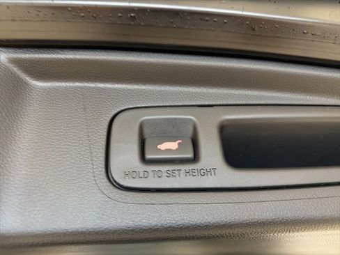 Used 2024 Honda CR-V EX-L image 17