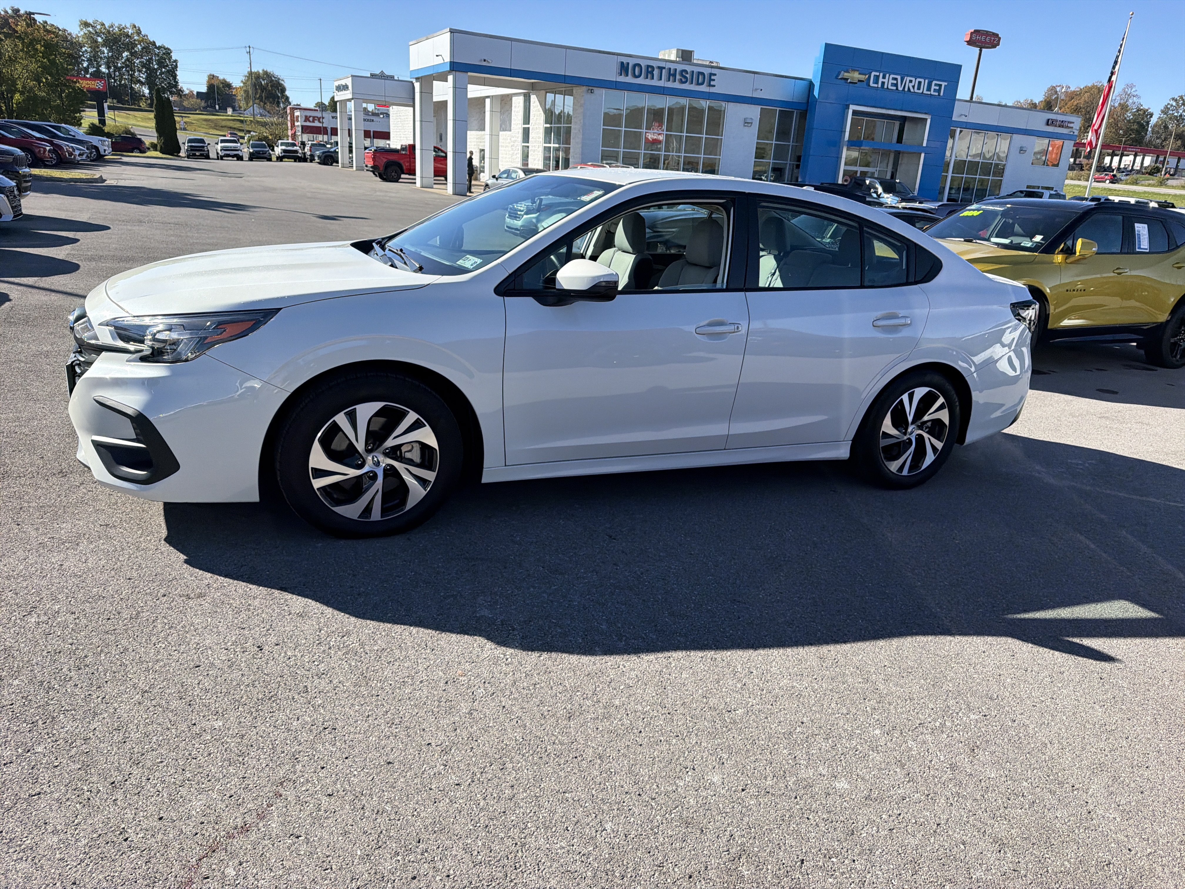 Used 2025 Subaru Legacy Premium AWD/4WD image 11