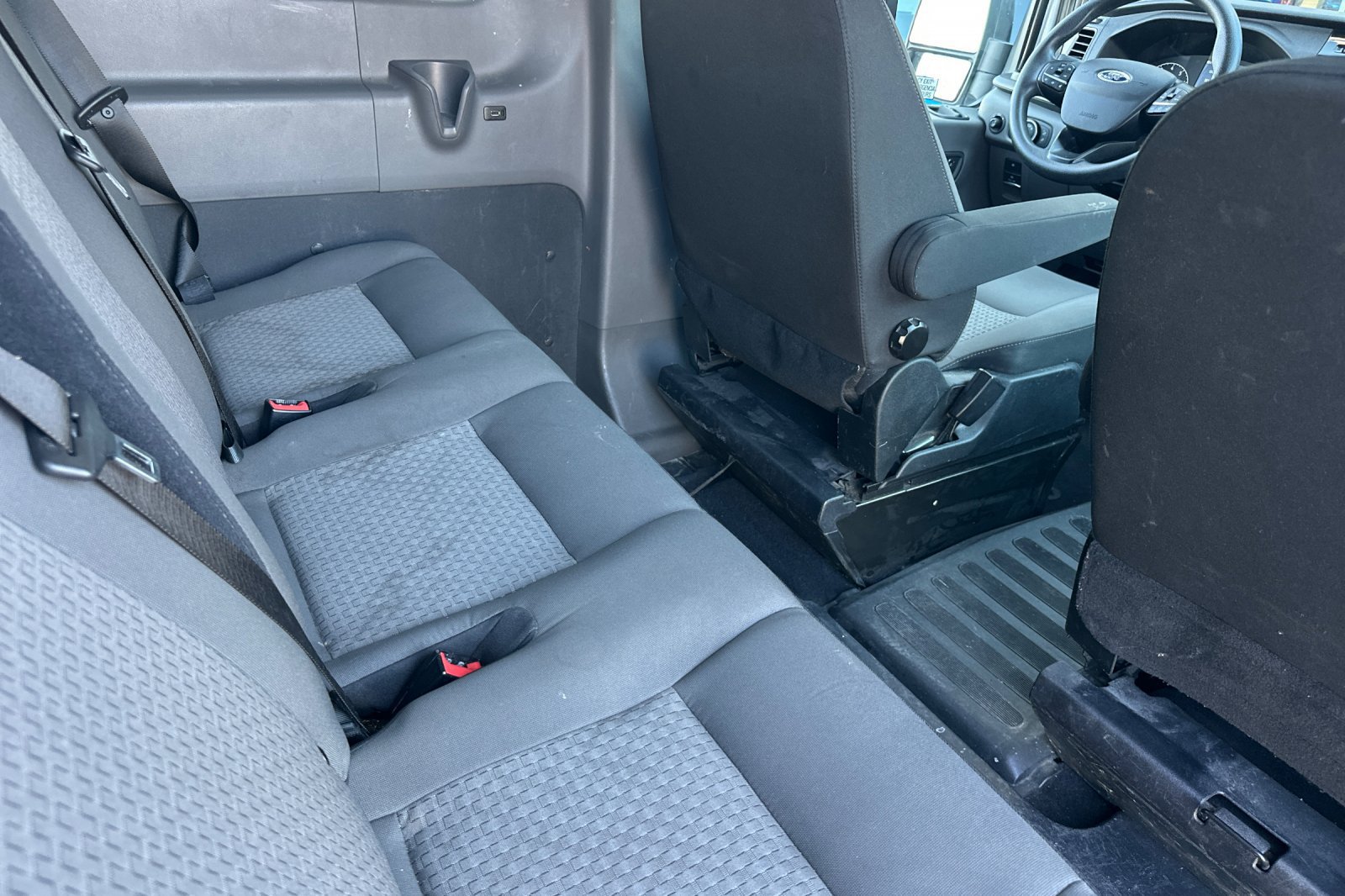 Used 2024 Ford Transit 350 XLT RWD image 12