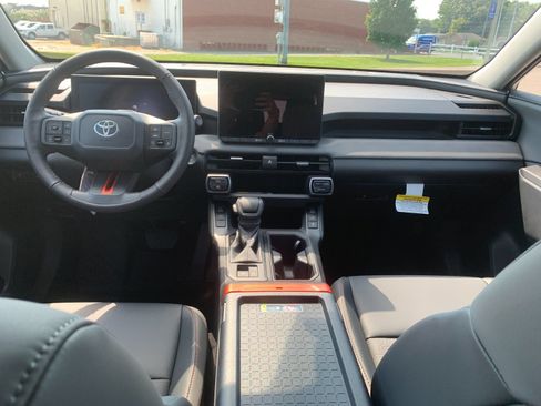New 2026 Toyota RAV4 AWD image 15