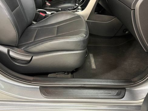 Used 2016 Hyundai Elantra GT w/ Option Group 03 FWD image 31