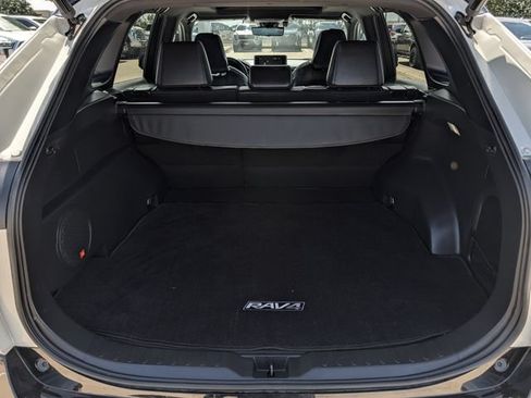 Used 2022 Toyota RAV4 XSE AWD/4WD image 27