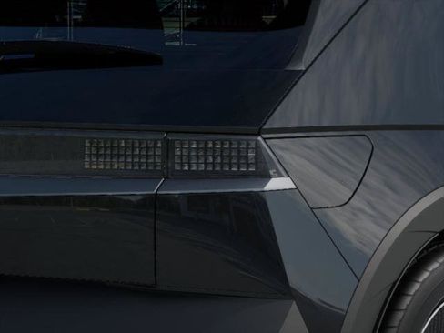 New 2026 Hyundai Ioniq 5 SEL RWD image 10