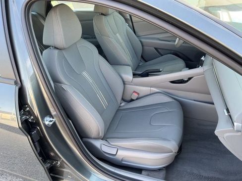 New 2026 Hyundai Elantra Sport image 31