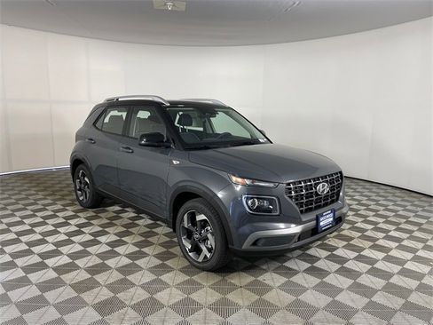 New 2025 Hyundai Venue Limited image 22