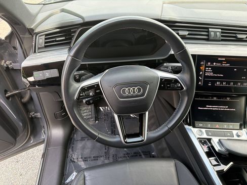 Used 2024 Audi Q8 e-tron Premium AWD/4WD image 29