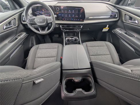 New 2026 Chevrolet Traverse LT w/ Midnight/Sport Edition FWD image 10