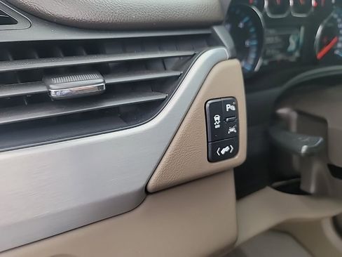 Used 2019 GMC Yukon SLT RWD image 16