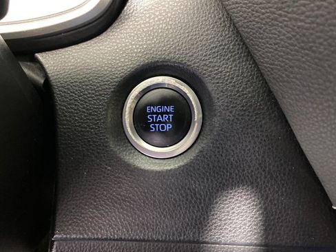 Certified 2022 Toyota Corolla SE image 19