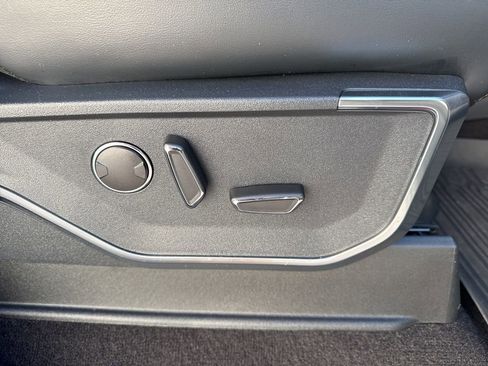 Used 2022 Ford F150 Raptor w/ Equipment Group 801A High image 40