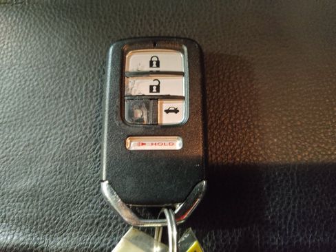 Used 2019 Honda Civic Sport image 32