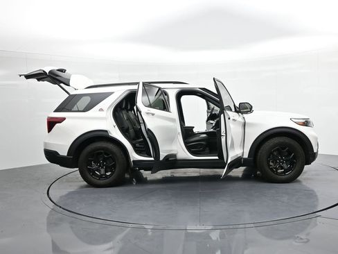 Used 2023 Ford Explorer Timberline image 26