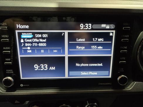 Used 2020 Toyota Tacoma TRD Sport w/ Technology Package RWD image 21