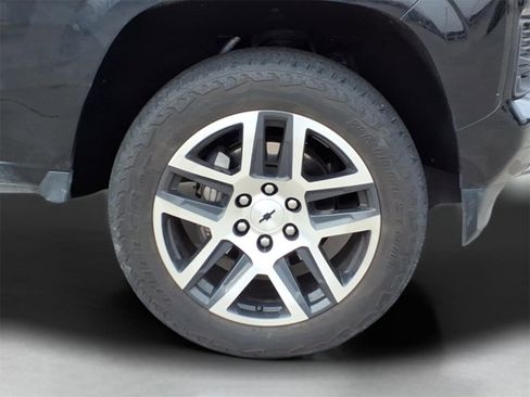 Used 2023 Chevrolet Colorado Z71 w/ Z71 Convenience Package 2 image 4