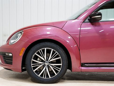 Used 2017 Volkswagen Beetle #PinkBeetle image 3