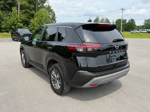 Used 2023 Nissan Rogue S AWD/4WD image 3
