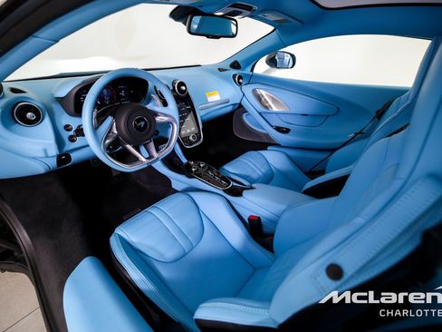 Used 2025 McLaren GTS RWD image 13