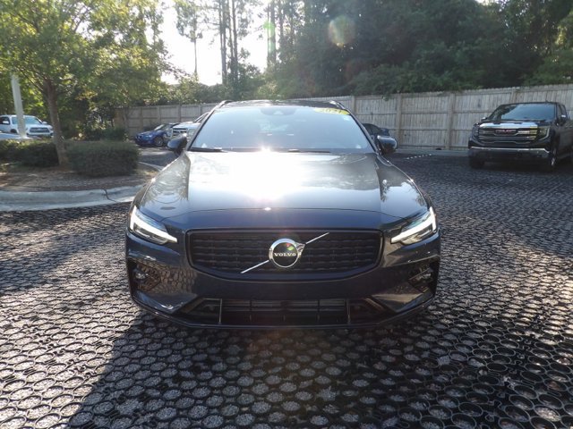 Used 2021 Volvo V60 T6 R-Design w/ Climate Package FWD image 3