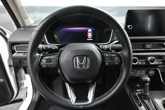 Used 2023 Honda Civic Touring image 12