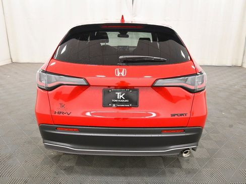 Certified 2025 Honda HR-V Sport image 6