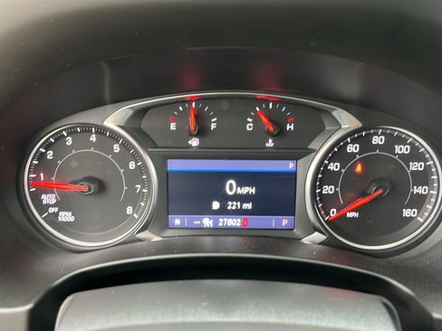 Used 2022 GMC Terrain SLT w/ Tech Package image 19