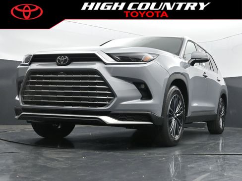 New 2026 Toyota Grand Highlander AWD Hybrid image 36
