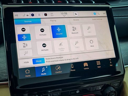 New 2025 Jeep Grand Cherokee Limited image 24