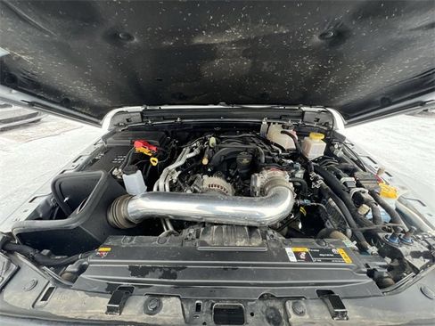 Used 2022 Jeep Gladiator Sport image 13