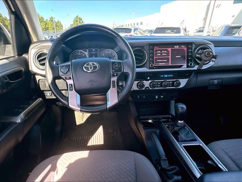 Used 2021 Toyota Tacoma SR5 w/ Technology Package AWD/4WD image 12