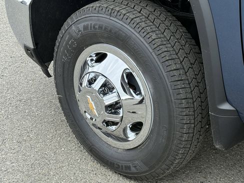 New 2026 Chevrolet Silverado 3500 LT w/ All Star Edition AWD/4WD image 31