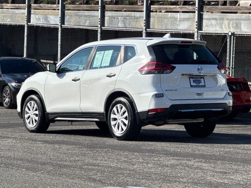 Used 2020 Nissan Rogue S image 6