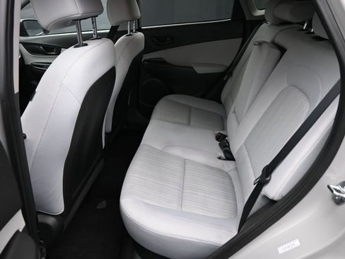 Used 2023 Hyundai Kona SEL w/ Cargo Package image 12