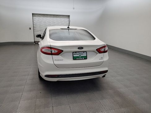 Used 2016 Ford Fusion SE w/ Equipment Group 202A FWD image 6