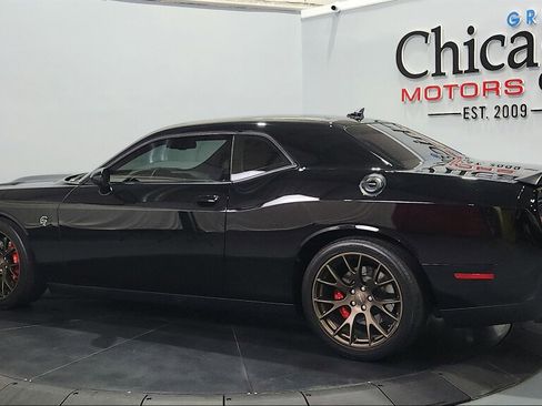 Used 2016 Dodge Challenger SRT Hellcat RWD image 8