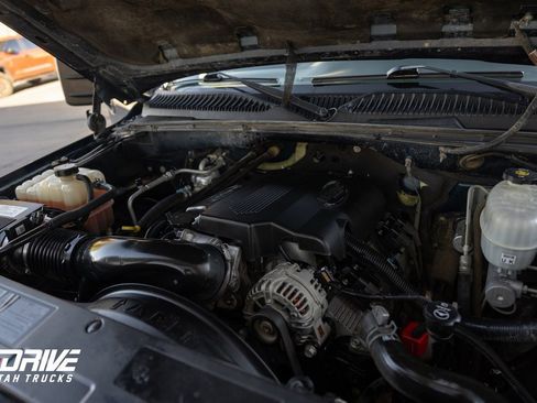 Used 2007 GMC Sierra 3500 SLT w/ Skid Plate Package image 28