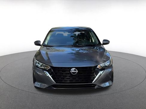 Used 2025 Nissan Sentra SV image 4