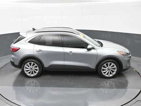 Used 2022 Ford Escape Titanium w/ Titanium Elite Package image 37