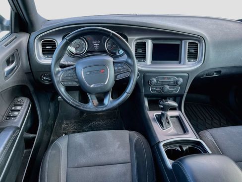 Used 2022 Dodge Charger SXT RWD image 21