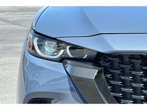 Used 2025 MAZDA CX-50 2.5 Hybrid w/ Weather Package AWD/4WD image 16